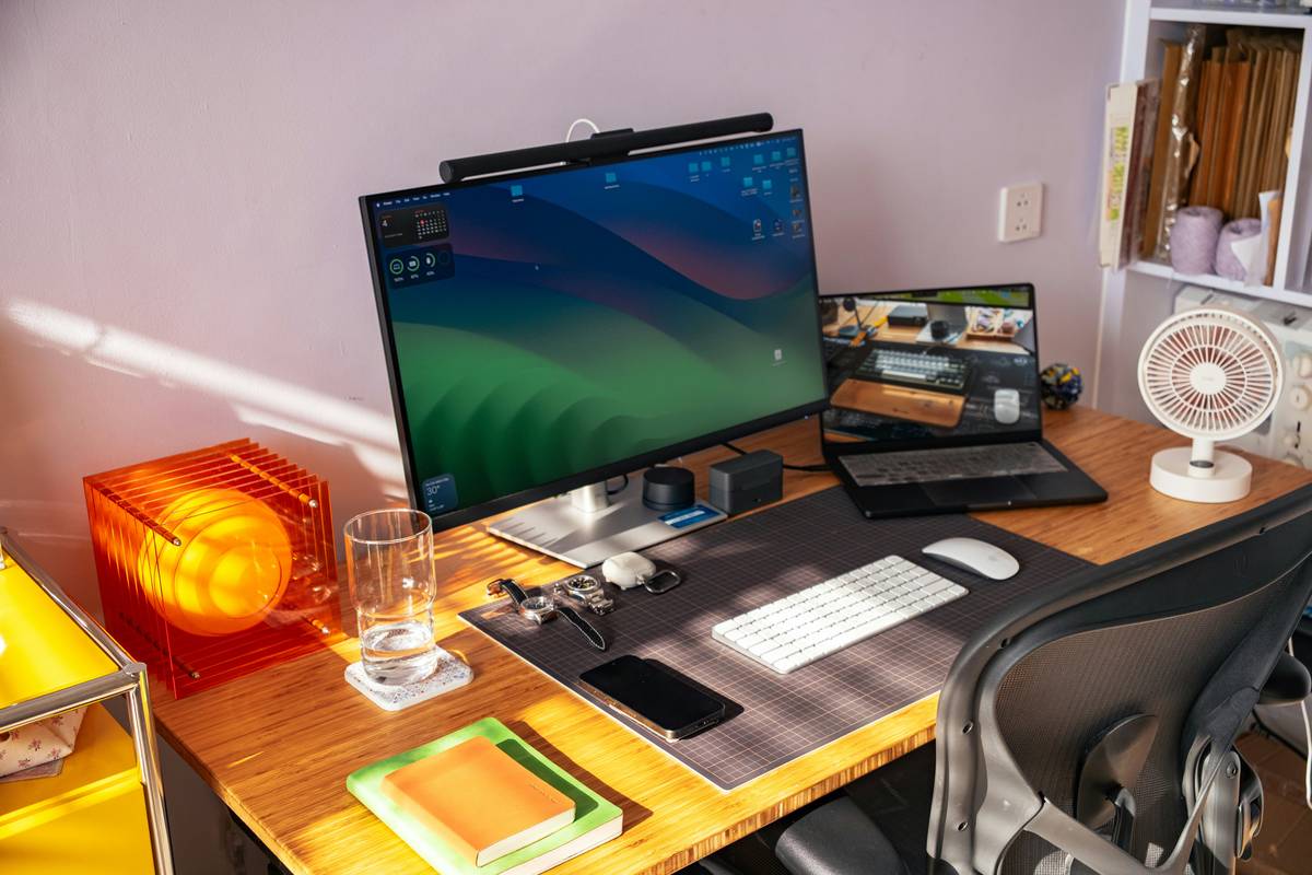 Dashboard comparison of analytics tools best for small creators