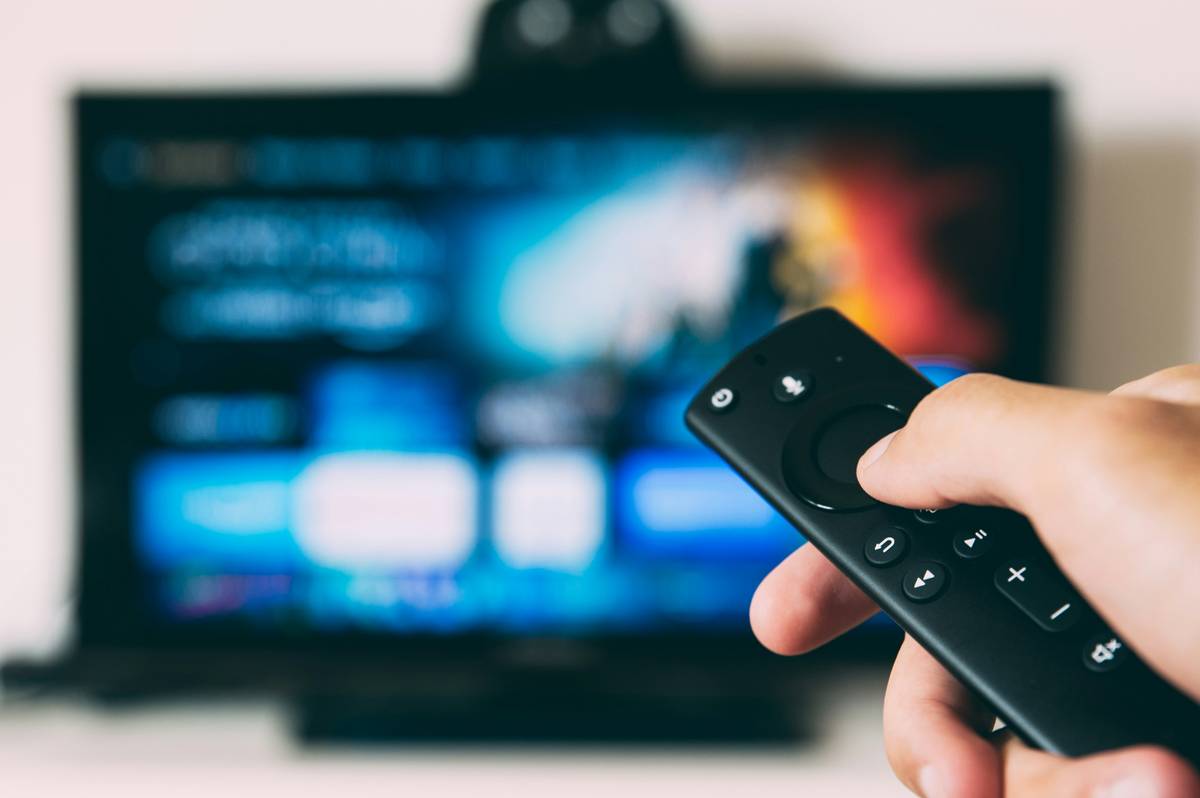 Dashboard visualization of Viewer engagement hacks performance metrics